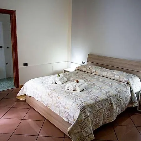 L'aurora Panzió Capua