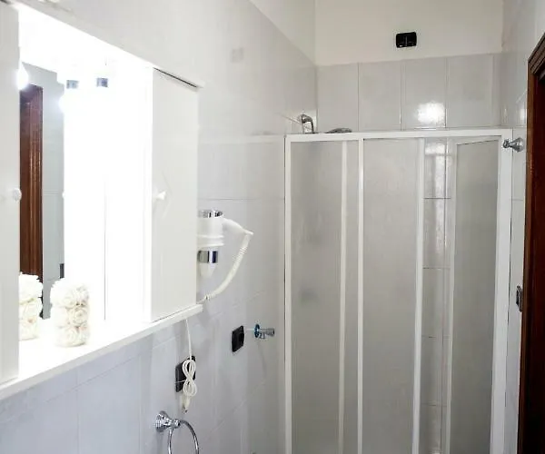 Couette-café L'aurora 4*